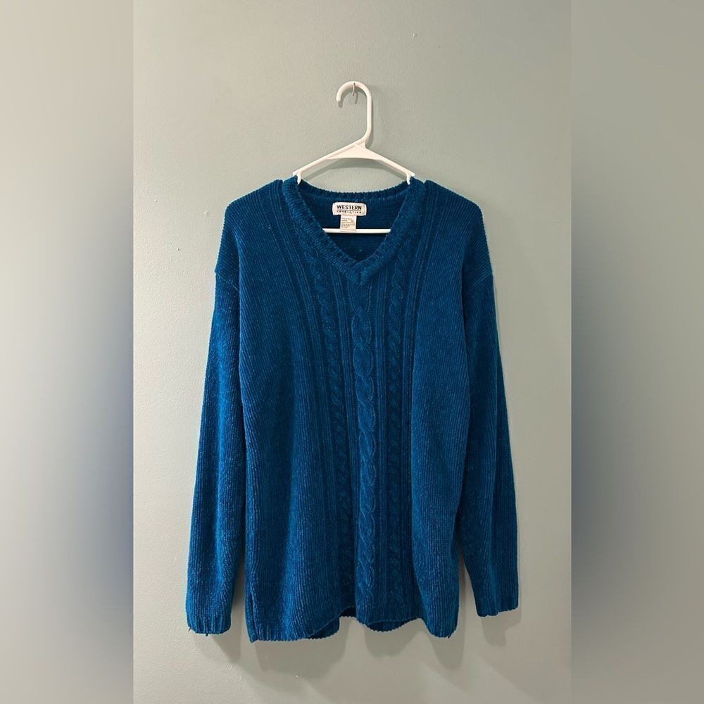 PREOWNED … WESTERN CONNECTION “Size: M” Sweater